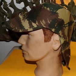 ARMEE AMERICAINE U.S : CASQUETTE AVEC NUQUIERE CAMOUFLEE , TYPE BIGEARD , TAILLE 7 1/4  SOIT TAILLE