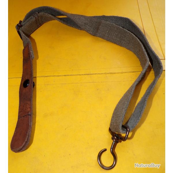 BRETELLE POUR LE PORT A L'EPAULE D'UNE STEN PERIODE WWII  ,BON  ETAT VOIR PHOTOS . POUR TOUT RENSEIG