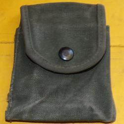 ARMEE AMERICAINE U.S : ETUI A PANSEMENT INDIVIDUEL OU POUR LA BOUSSOLE  , MODELE 1956  PERIODE GUERR