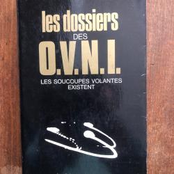 Les dossiers des OVNI, Henry Durrant - les &eacute;nigmes de l'univers Robert Laffont