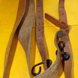 BRELAGE CUIR MILITAIRE DE L'ARMEE FRANCAISE , MODELE ANCIEN , FABRICATION FRANCAISE&nbsp;, BON ETAT&nbsp; VOIR