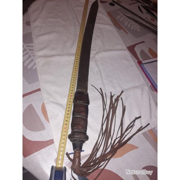 Sabre Touareg artisanal