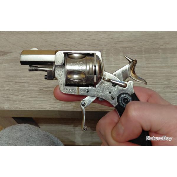 Revolver Puppy 380 Bulldog