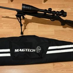 Carabine Rossi 8122 + lunette 6-24x50 + tr&eacute;pied + 2 chargeurs + housse