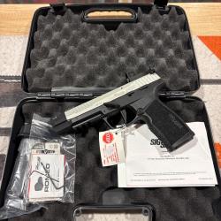 SIG P322 bicolor + romeo zero