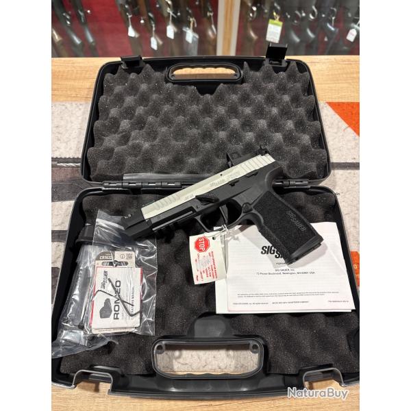 SIG P322 bicolor + romeo zero
