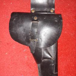 holster cuir ,couleur noir ,collection militaria