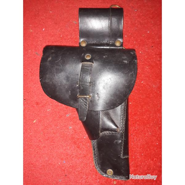 holster cuir ,couleur noir ,collection militaria