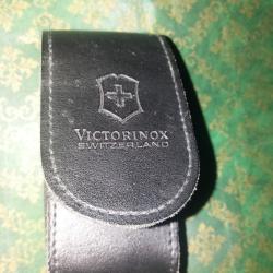 etuit ceinture en cuir pour couteaux suisse victorinox switzerland