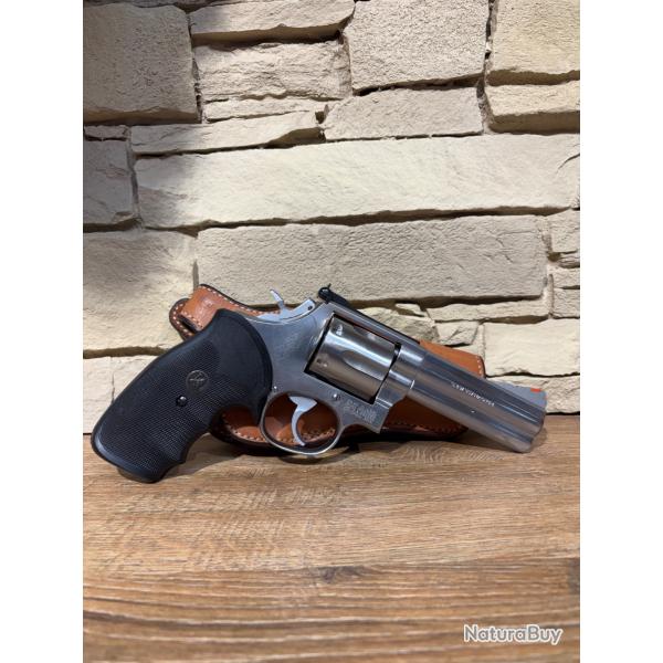 Revolver Smith & Wesson mod 686 4" cal 357 mag - 1� Sans prix de r�serve