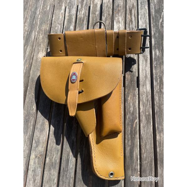 Superbe ensemble �tui Mac 50 ceinturon 1945 - Pucelle 151e RI