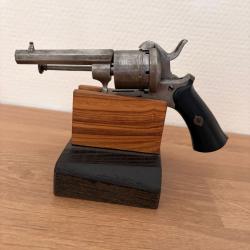 REVOLVER A BROCHE 7MM