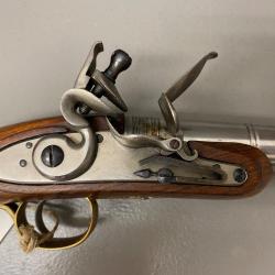 DAVIDE PEDERSOLI Mod&egrave;le QUEEN ANNE calibre 50 &eacute;tat neuf avec coffret bois