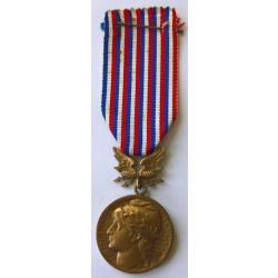 M&eacute;daille d'honneur des postes et t&eacute;l&eacute;communications