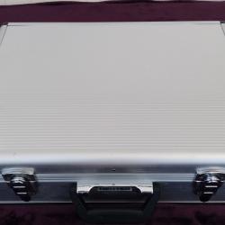 Malettes de transport armes de poing personnalis&eacute;e
