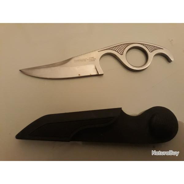 Griffe de combat couteau et etuit ceinture