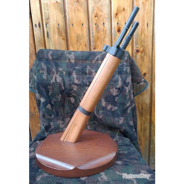 Porte-fanion fusil fran�ais Mle MAS 36 - ba�onnette coup�e- socle bois