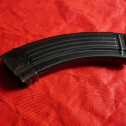 Chargeur neutralis&eacute; de AK 47 en t&ocirc;le (une l&egrave;vre coup&eacute;e)