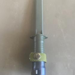 poignard ba&icirc;onette S I G  / 530 probablement de l'arm&eacute;e Suisse