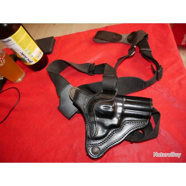 Holster d'�paule GK pour revolver Manurhin 3"