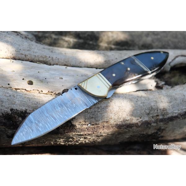 Beau Couteau Damas Lame Drop Point 128 Couches Manche B�lier & R�sine Fabric Artisanale Linerlock 01