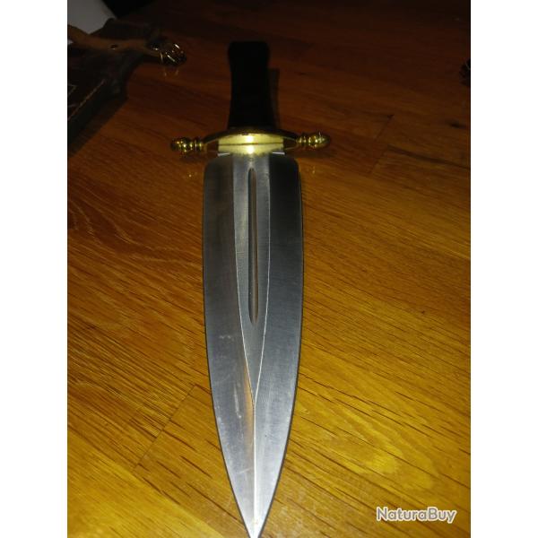 DAGUE  MUELA SERRENO   DOUBLE TRANCHANT