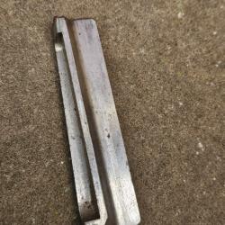 Planchette &eacute;l&eacute;vatrice Mauser 98 usin&eacute;e sans num&eacute;ro