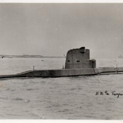 Photographie HMS H M S Turpin " T " Class Group 3EXP354 LUNCH -N&deg;7816