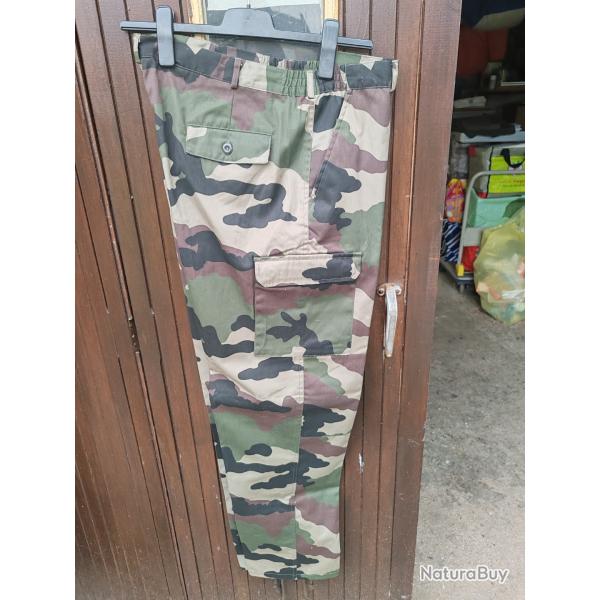 Pantalon militaire neuf