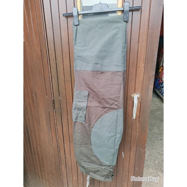 Pantalon neuf id�al en plaine