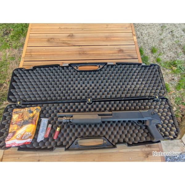 Fusil � pompe Airsoft avec valise de transport