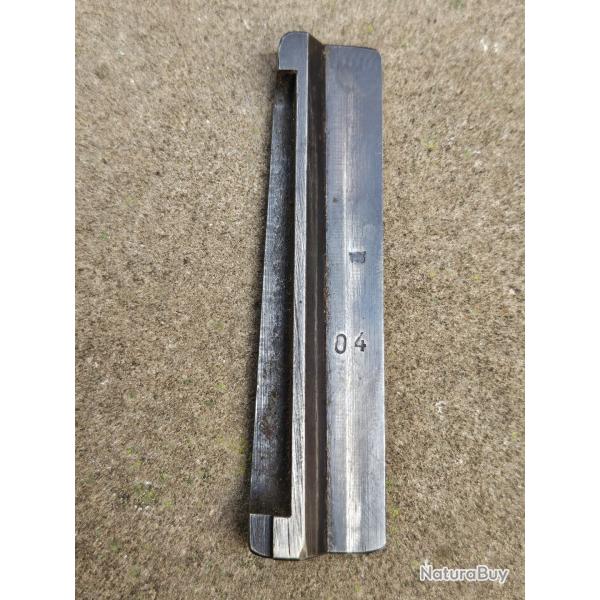 Planchette �l�vatrice Mauser 98k usin�e num�ro 04 et WaA