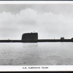 Photographie H.M.SUBMARINE " TRUMP "  sous-marin -N&deg;7820