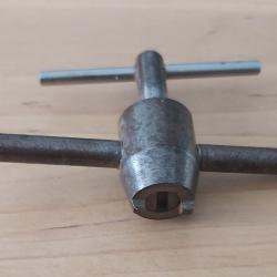 Cl&eacute; de r&eacute;glage pour zerotage de lunette OIP du SAFN ou FAL