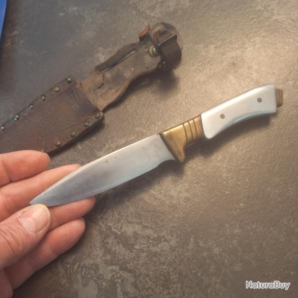 Petit couteau fabriqu� dans les tranch�es.