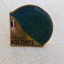 PINS SOLDAT ARMEE DE TERRE HERACLES CASQUE