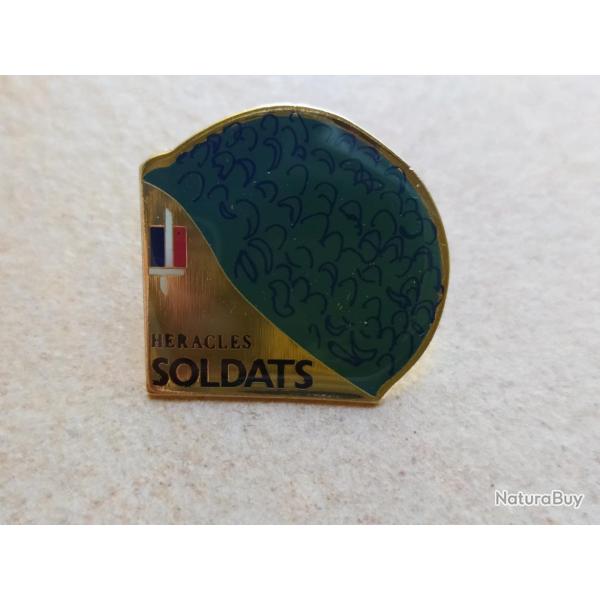 PINS SOLDAT ARMEE DE TERRE HERACLES CASQUE