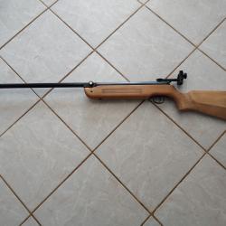 carabine &agrave; plombs 4,5 &agrave; air comprim&eacute; hammerli avec dioptre en tres bon &eacute;tat