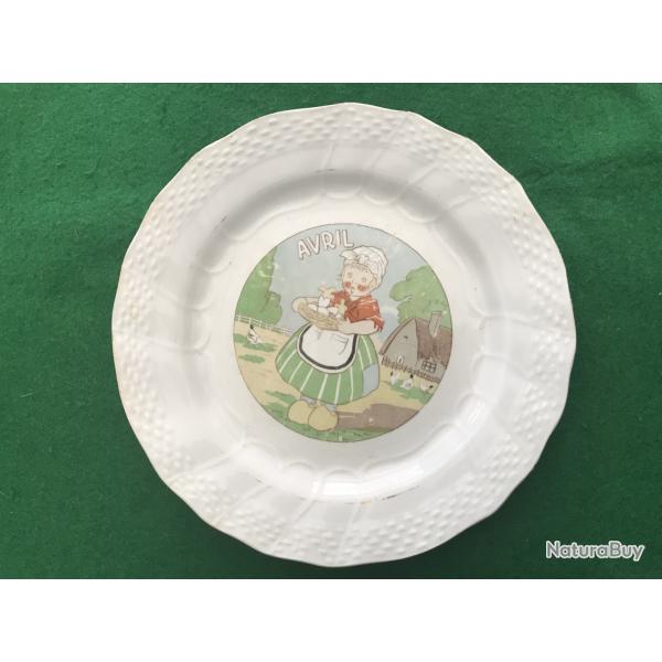 TRES ANCIENNE ASSIETTE ORCHIES N�3