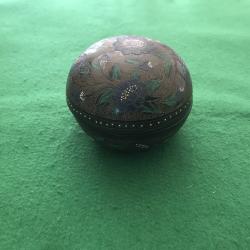 PETITES BOITES STYLE POUPEE RUSSE EN BOIS LAQUE