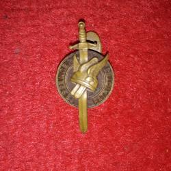 insigne de beret poliotique entre deux guerre collection histoire