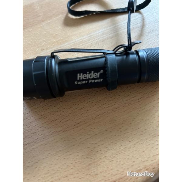 Lampe torche HEIDER super power Cf2 v1 avec zoom
