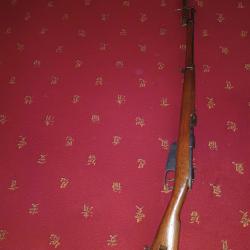 Fusil carcano avec ba&iuml;onnette et &eacute;tui