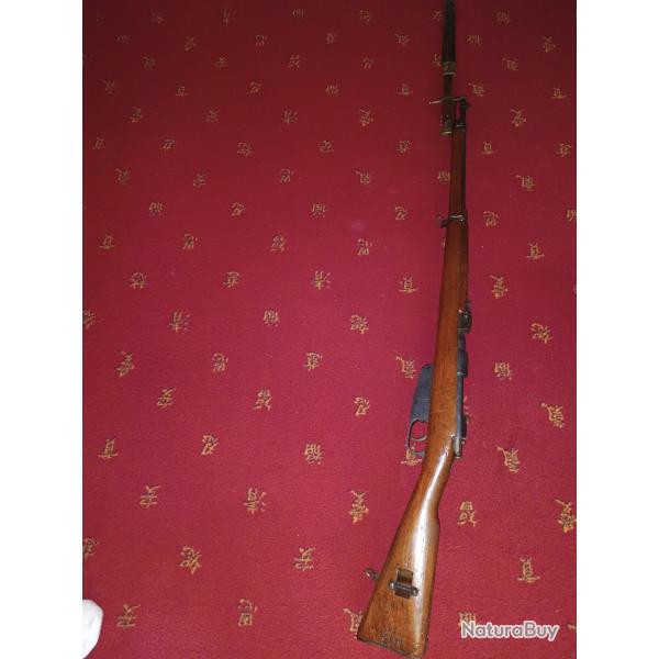 Fusil carcano avec ba�onnette et �tui