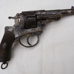 R&eacute;volver r&eacute;glementaire fran&ccedil;ais 1874 bon pour le tir