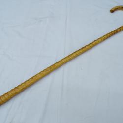 Canne de defense en nerf de boeuf arm&eacute;