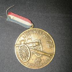 medaille du 75 collection journ&egrave;e de poilus souvenir 14 / 18 grande guerre