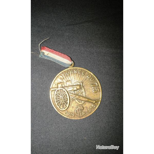 medaille du 75 collection journ�e de poilus souvenir 14 / 18 grande guerre