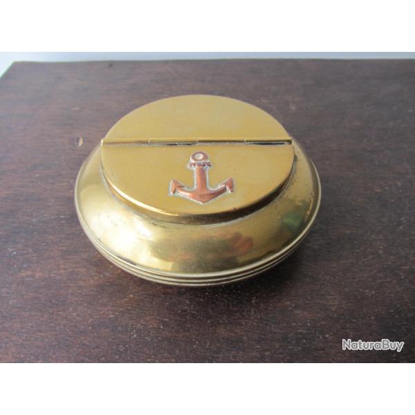 Cendrier de marine en laiton et cuivre 1970