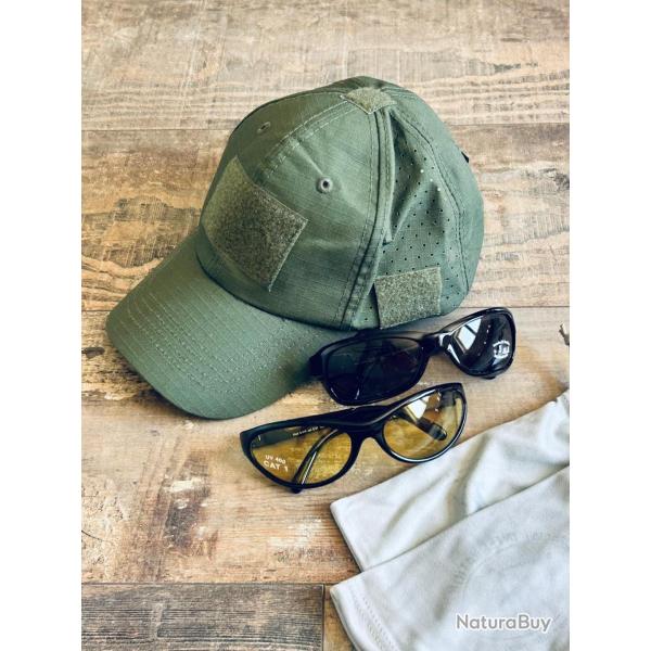 Casquette + 2 lunettes solaires + etuis